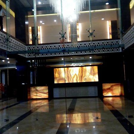 Meghdoot Hotel & Resort Ujjain Eksteriør billede